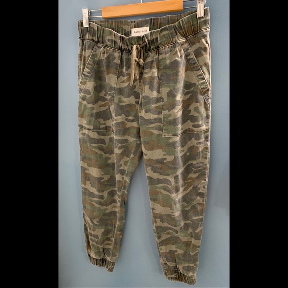 Bella Dahl Pants - Bella Dahl camo joggers - Size S